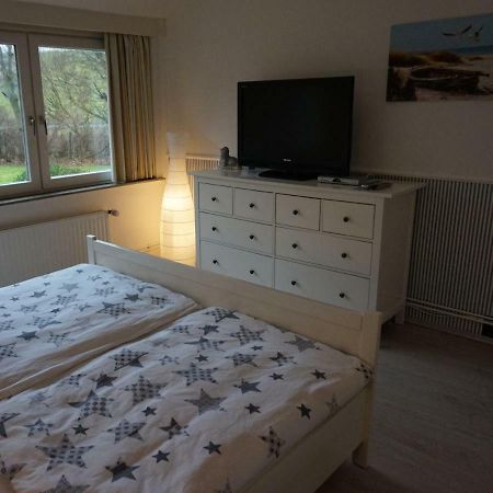 Ferienhaus "Achtern Diek" Villa Busum Bagian luar foto